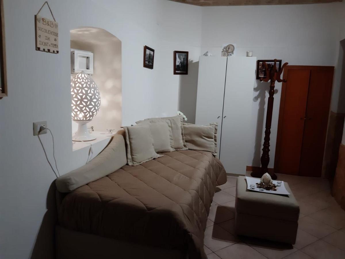 Nicole House Bed & Breakfast Bari Exterior photo